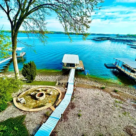 Villa Shady Gator Cove-3Bed2Bathhottubfirepitdock